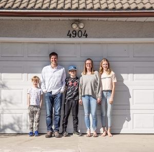 Meet your Posher, Leah